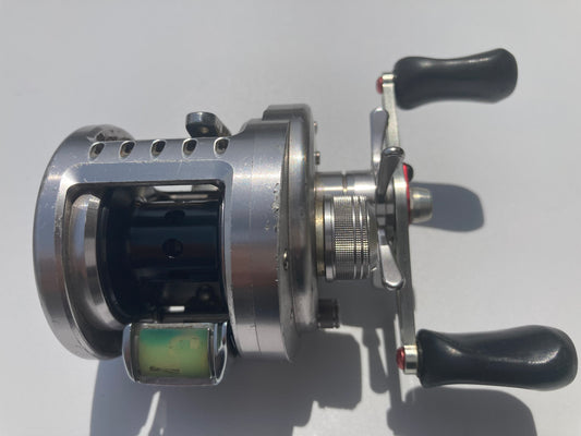 【中古】09カルカッタコンクエスト200DC